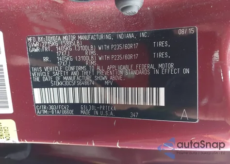 2015 Toyota Sienna Le 8 Passenger z USA, uszkodzony, nr VIN 5TDKK3DC5FS648674